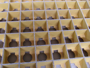 Paper tray from honeycomb board